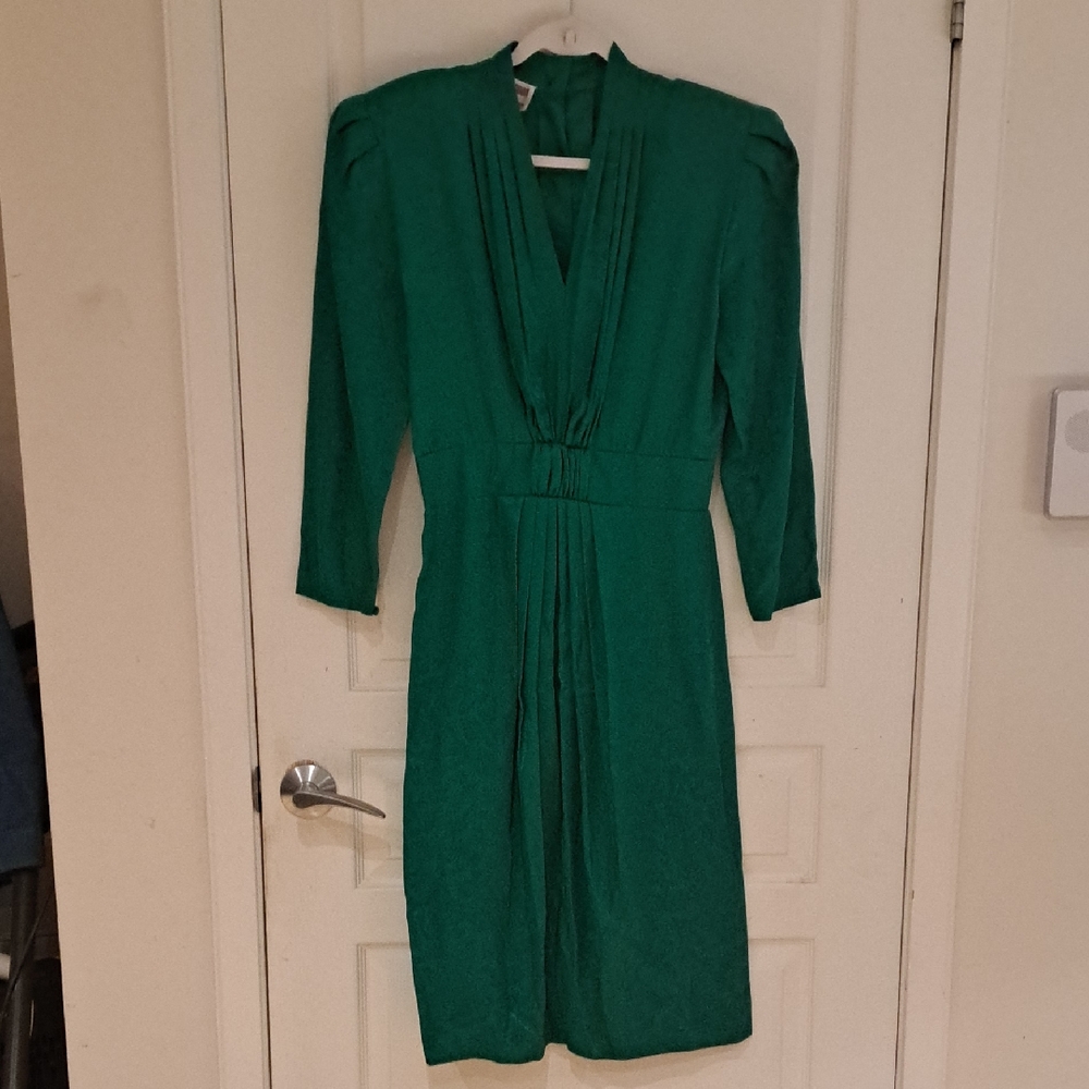 Maggy London Green Long Sleeve Dress